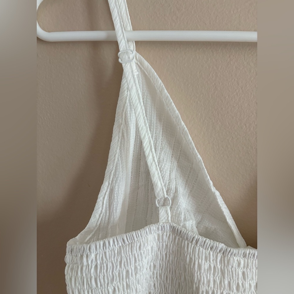 SHEIN Curve VCay White Gauzy NWT Smocked Halter Top Size XL - Picture 4 of 7